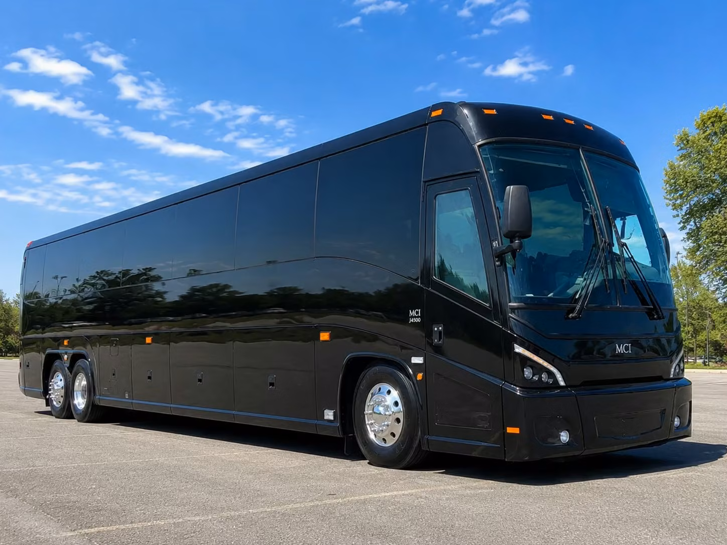 sammamish corporate shuttle bus rentals for teams and events